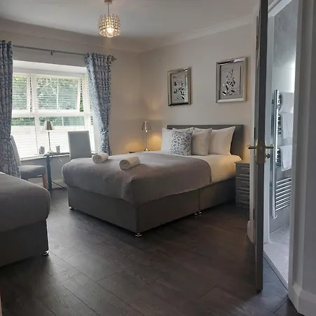 Farmleigh House, Bed & Breakfast 3*